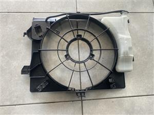 2013 HYUNDAI I20 RADIATOR FAN SHROUD FOR SALE. BRAND NEW OEM