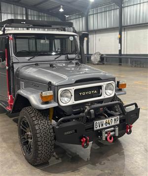 Toyota landcruiser FJ47 Lexus V8 3Uz Automatic gearbox 