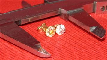 Ladies Stud Earrings