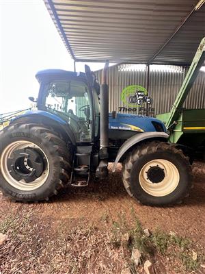 2016 New Holland T7040