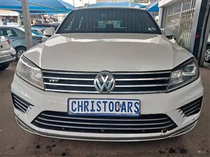 2016 model VW Touareg 5-seater hatchback automatic transmission DCI diesel 4.0 engine capacity