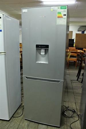 HISENSE FRIDGE W/WATER DISPENSER S067472A