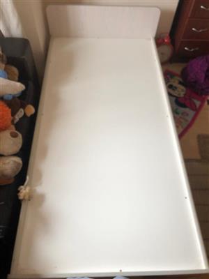 Second hand bed base for sale!