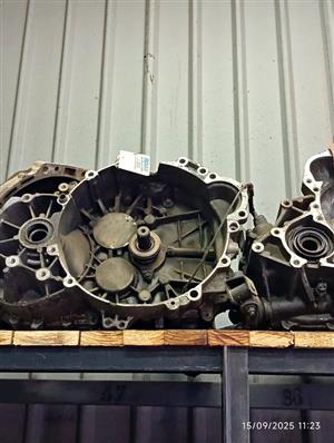 VOLVO B52 MANUAL 6 SPEED GEARBOX 