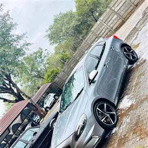 2015 VOLVO V40 T4 R-DESIGN 2015