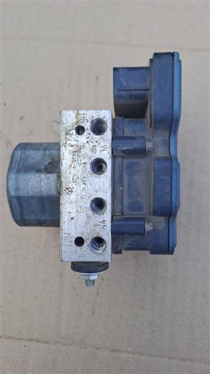 Mercedes-Benz ABS Pump used for sale used 