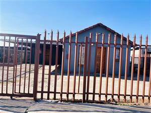 House For Sale in Embalenhle