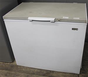 White kic 300l deep freezer S045419A #Rosettenvillepawnshop