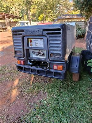 Compu air compressor with diesel motor