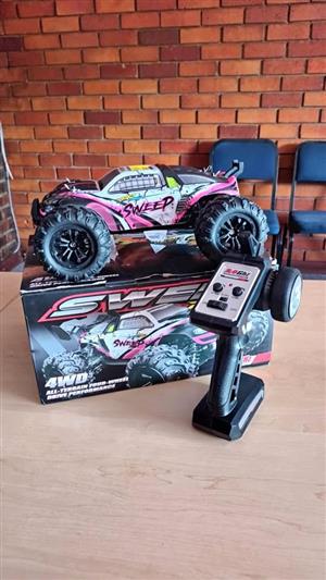 RC SWEEP 4 WHEEL DRICE REMOTE CONTROL CAR 70KM/H