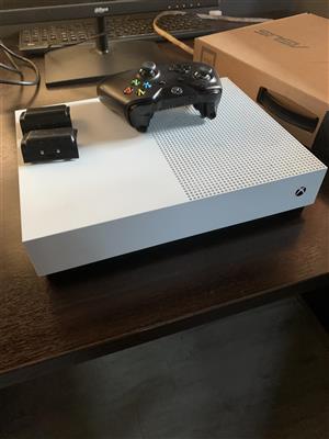 asus laptop and xbox one s