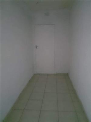 1 bedroom cottage to let in gorst avenue primrose hill germiston