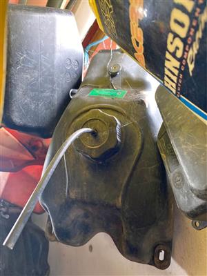 Yamaha Raptor 660 tank. Meyerton bike scrapyard new and secondhand spares.