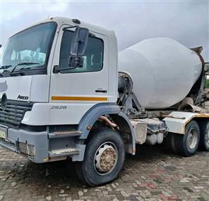 MERCEDES BENZ ATEGO 2628 CONGRATE MIXER