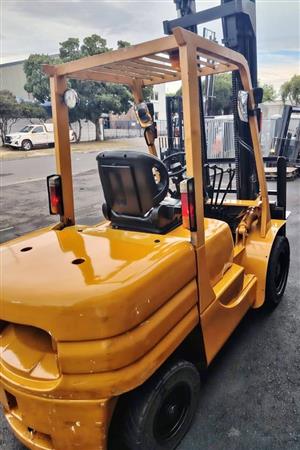 Forklift Mitsubishi 3.5 ton P Tek For Sale