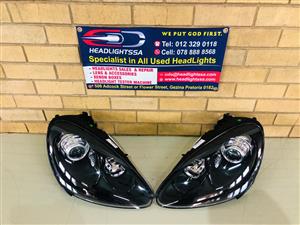 Porsche Cayenne 958 GTS black/shadow left and right side xenon headlight (AFS)