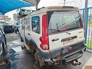 2011 Mahindra Scorpio 2.5TD SUV stripping for parts