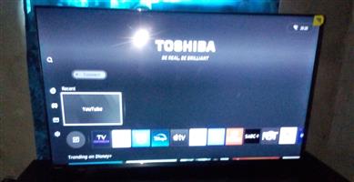 Toshiba Smart TV 43 inch 