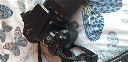 Canon 400d camera and lens