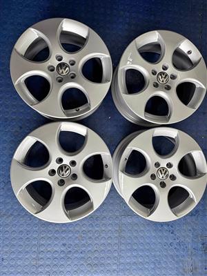 18 INCH VW DETROIT ORIGINAL DESIGN RIM SET WITHOUT TYRES PRE-OWNED