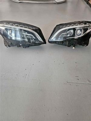 Mercedes Benz GLA W156 Intelligent Headlights