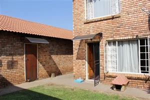 2 BEDROOM DUPLEX TOWNHOUSE FOR SALE
