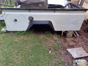 HEAVY DUTY CHECKER PLATE LOUDING BIN FOR LAND ROVER DEVENDER 130 MAKE ME AN OFFER