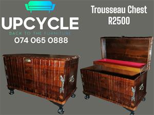 Trousseau chest