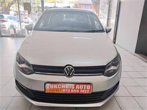 2021 POLO VIVO HIGHLINE 1.4 MANUAL  PETROL 77.000KM  SERVICE BOOK