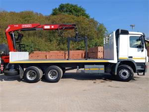 2014 BRICK CRANE TRUCK FOR SALE