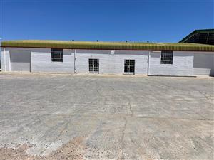 Warehouse to let in Doornrandjes Laezonia 450m2 