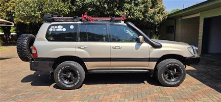 Immaculate 4.7 Land Cruiser 100 Series