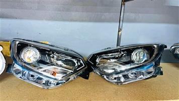 Renault Triber headlights