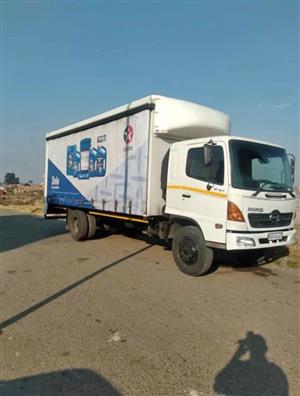 2012 Hino 500 12/227 6 tonne