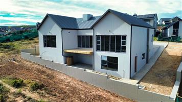 House For Sale in Outeniquasbosch