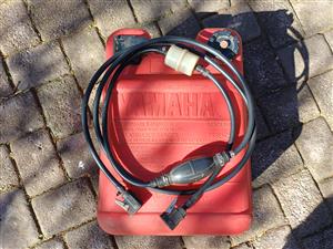Yamaha boat fuel Tank and fuel line: