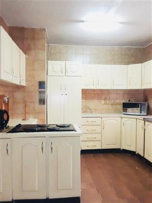 3 bedroom furnished house for rent in Umhlatuzana opposite Apollo high school 