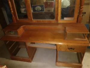 BEDROOM SUITE FOR SALE 