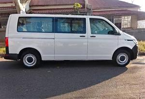 2021 VOLKSWAGEN TRANSPORTER 2.0 TDI MANUAL TRANSMISSION IN EXCELLENT CONDITION 9 SEATER