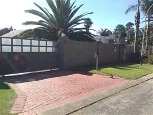 EXQUISITE 4 BED HOUSE IN BEDFORDVIEW
