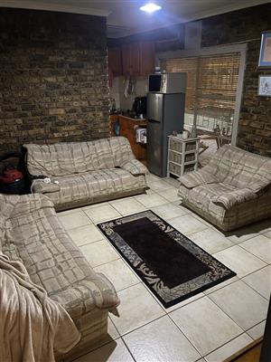 Garden Cottage to rent, Sunward Park, Water and lights, uncapped WIFI includes, 