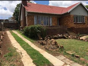 House For Sale in Linmeyer