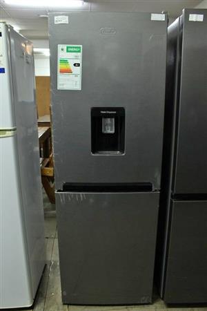 DEFY FRIDGE W/WATER DISPENSER S067172E