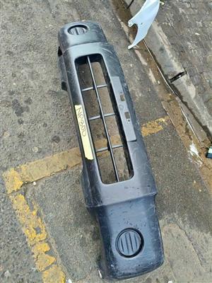 NISSAN NP300 FRONT BUMPER