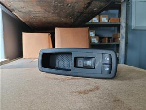 Brand New (Passenger Side) Wk2 Window Switch