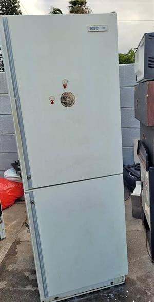 Kic fridge freezer 