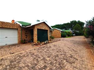 Townhouse in retirement Village for sale