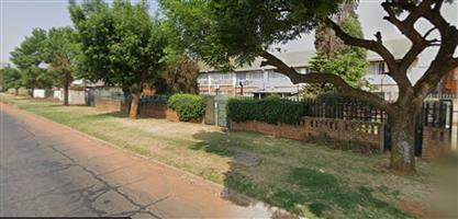 Townhouse For Sale in Rhodesfield