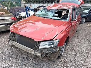 2014 AUDI Q5 2.0 TDI STRIPPING FOR SPARES