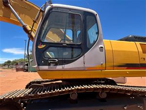 2008  FOR SALE   Sumitomo 30 Ton Excavator 